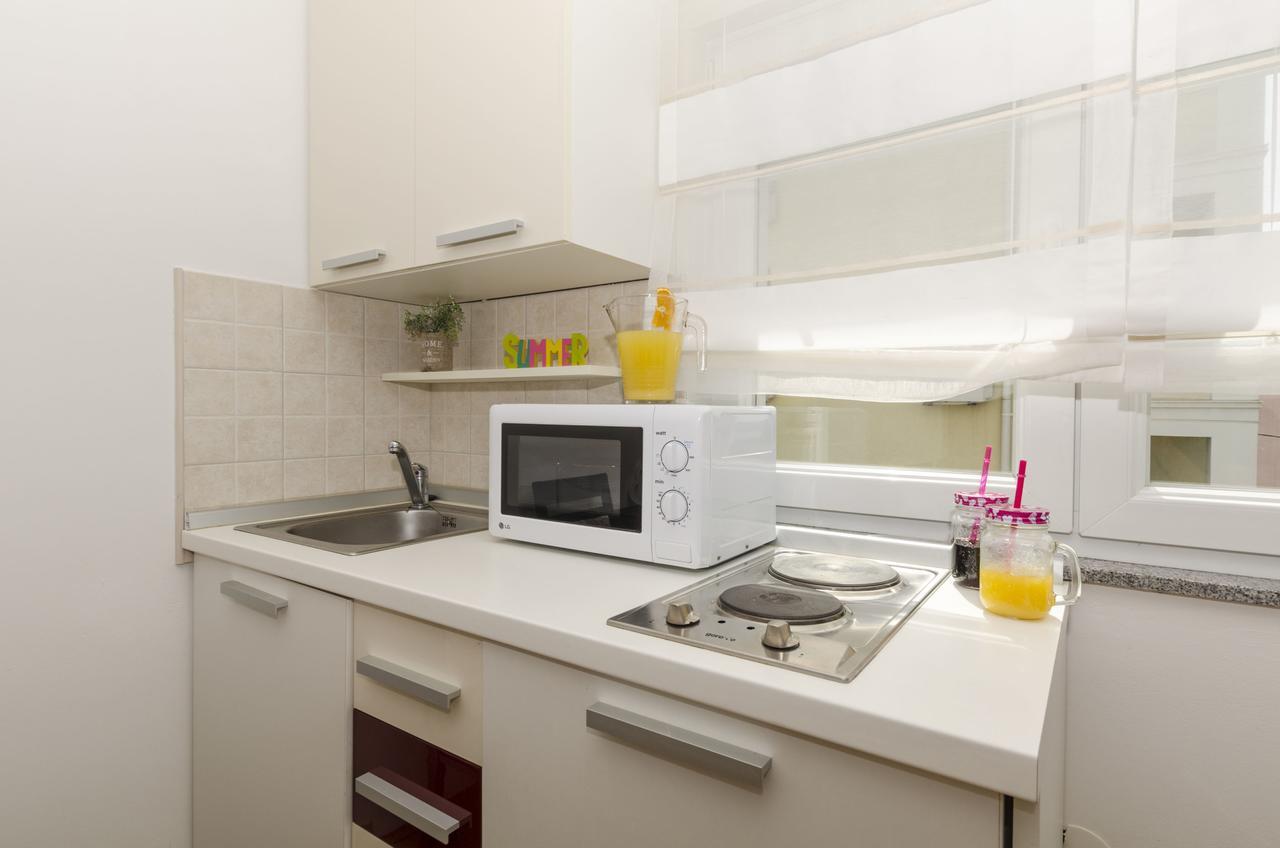 Apartments Maja Donji Okrug  Exterior photo